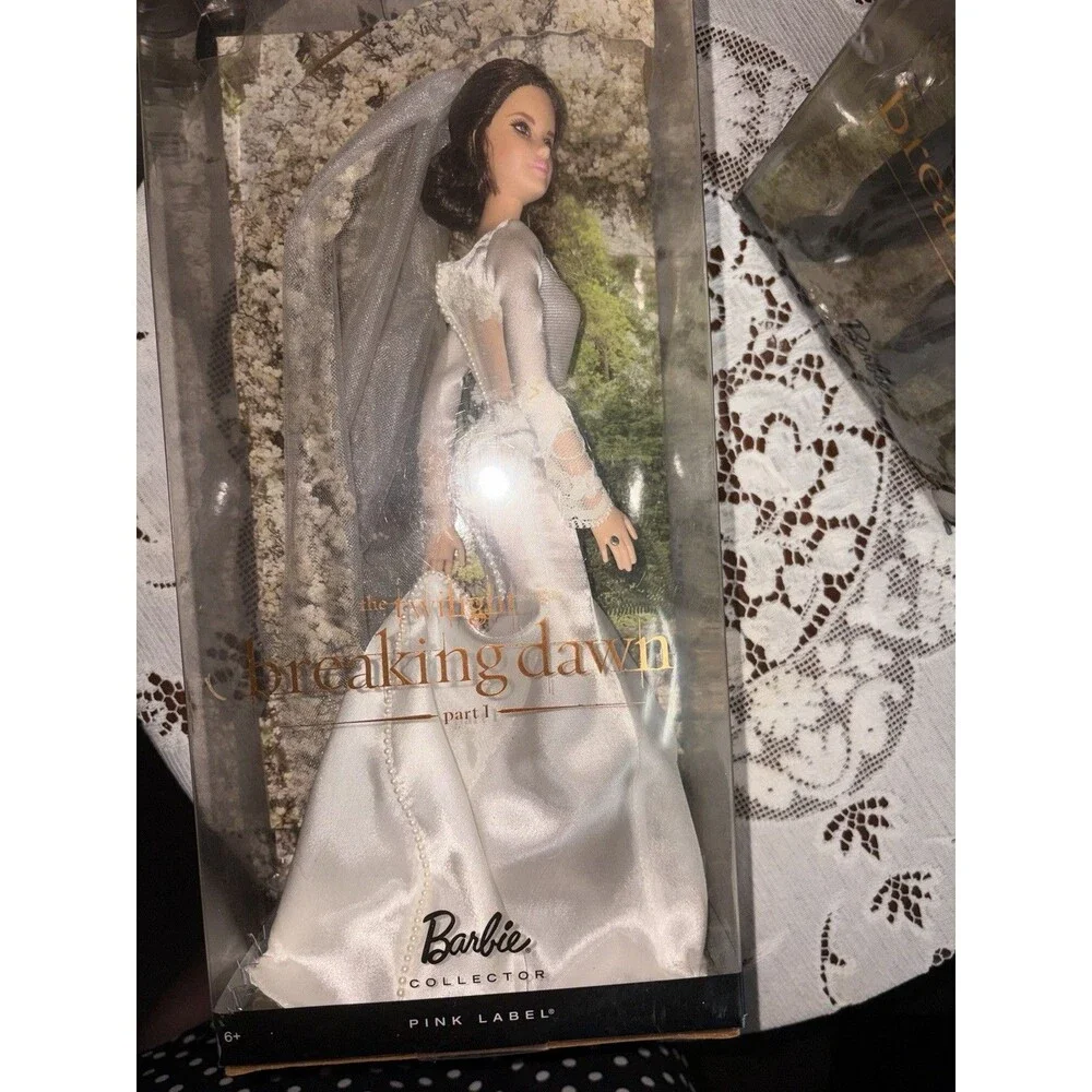 Twilight: Breaking Dawn Pt 1 Bella And Edward Wedding Barbie’s Pink Label